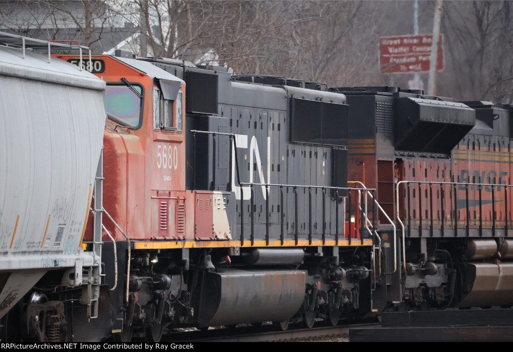 CN 5680